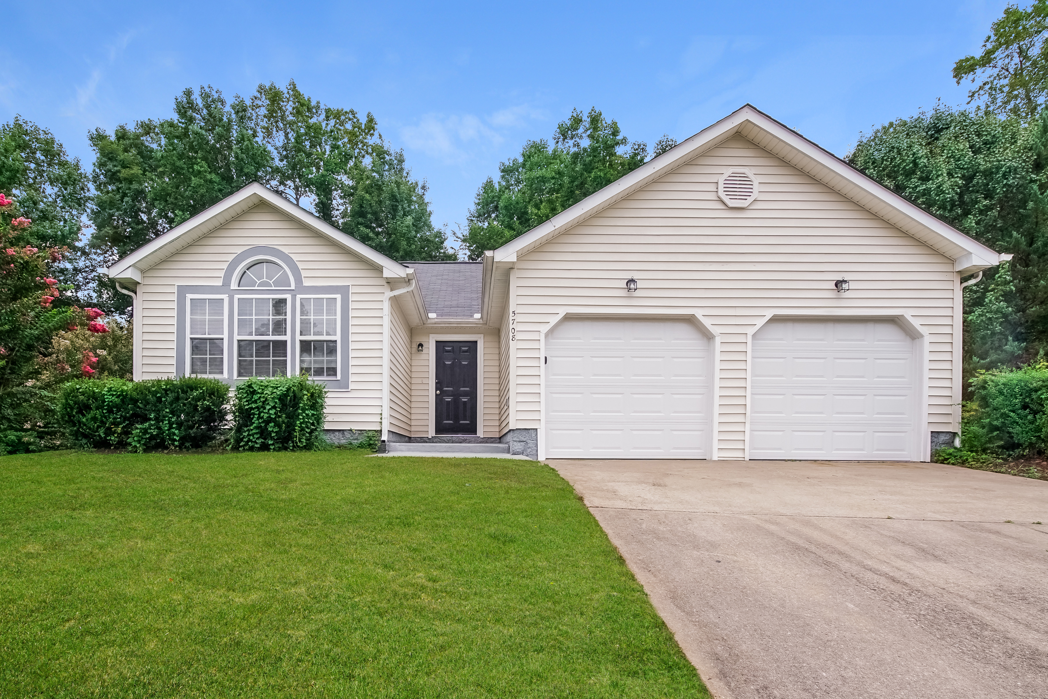 5708 Brandycrest Drive Raleigh, NC 27610